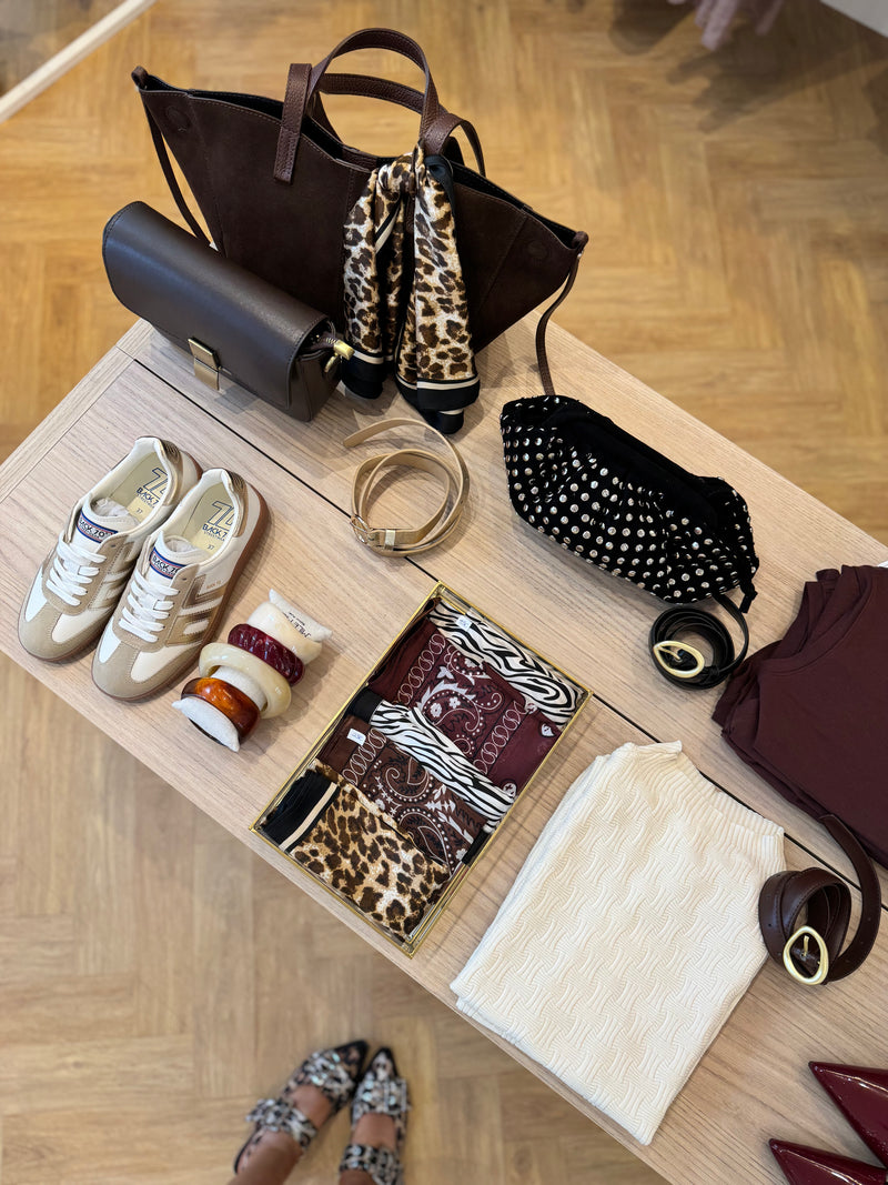 CARRÉ DE SOIE LEOPARD