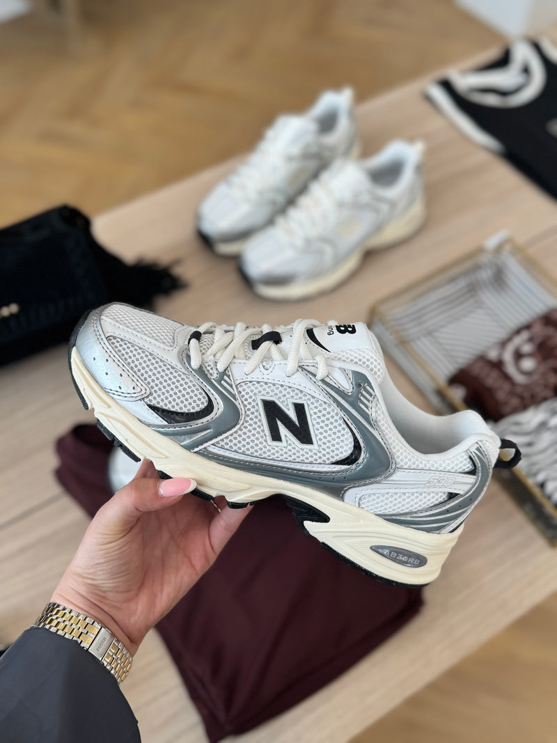 NEW BALANCE 530 SILVER METALLIC BLACK