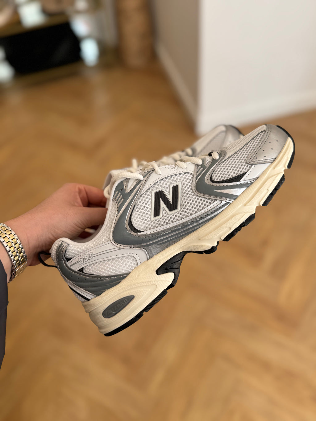 NEW BALANCE 530 SILVER METALLIC BLACK