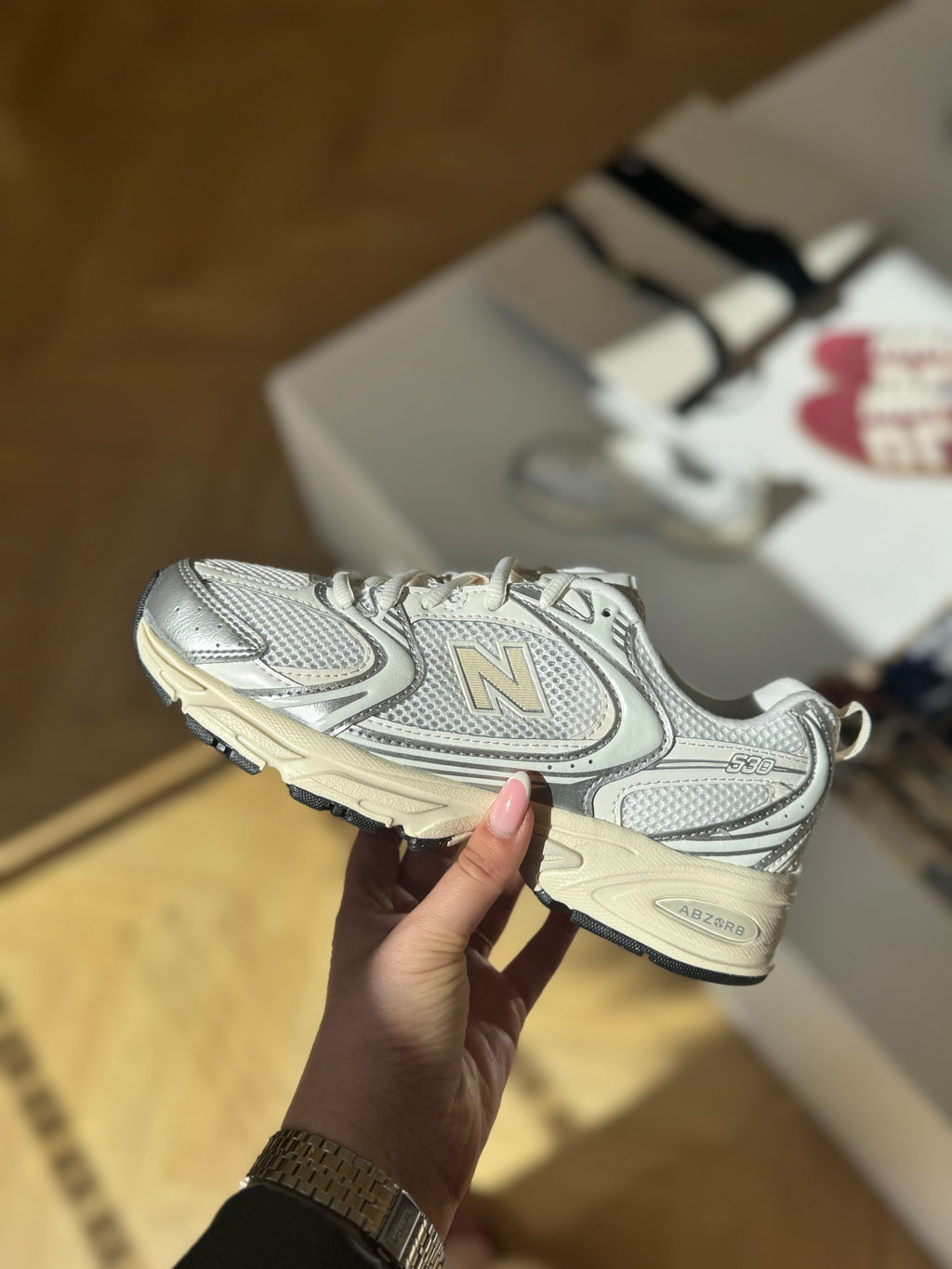 NEW BALANCE 530 SILVER METALLIC